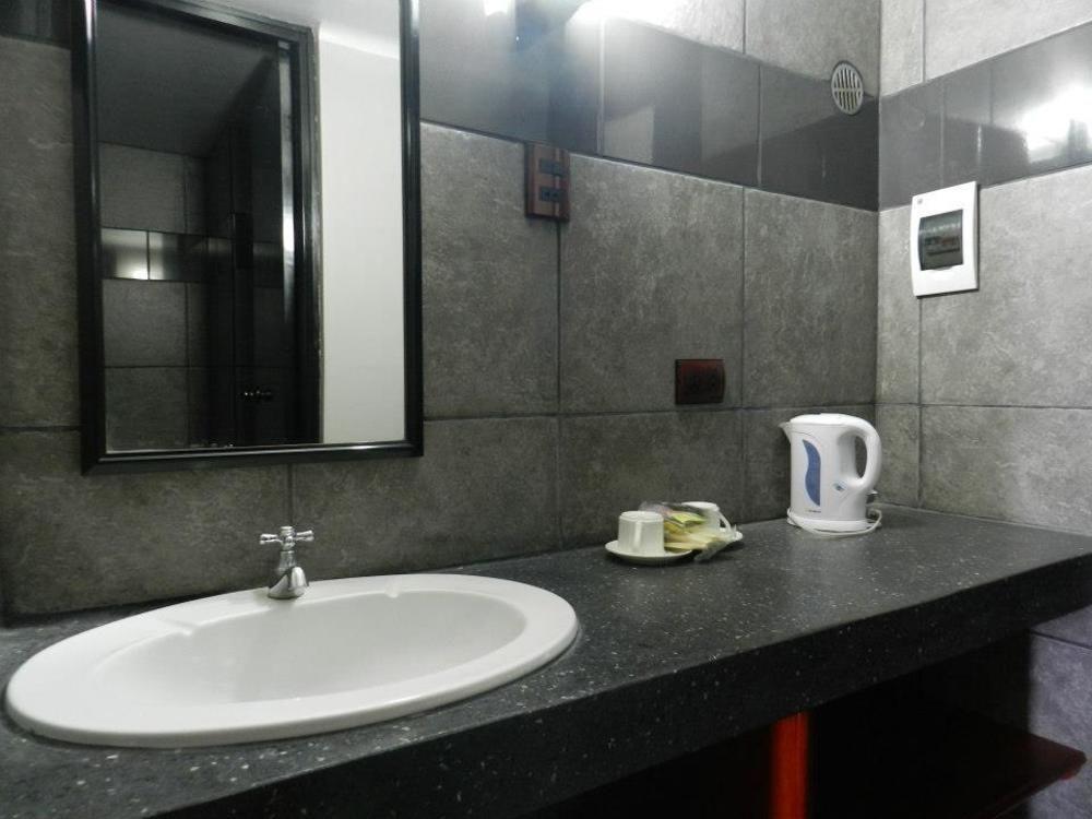 Holiday Suites Tacna Exterior photo